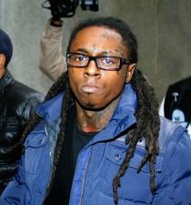 2009__12__lw94469565 210×225.jpg