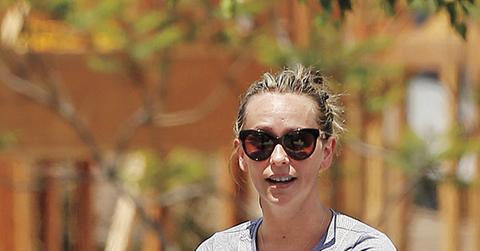 EXCLUSIVE: Jennifer Love Hewitt taking a stroll with baby around Los Angeles