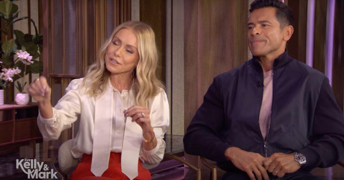 image of Kelly Ripa currently hosts her talk show with husband Mark Consuelos.