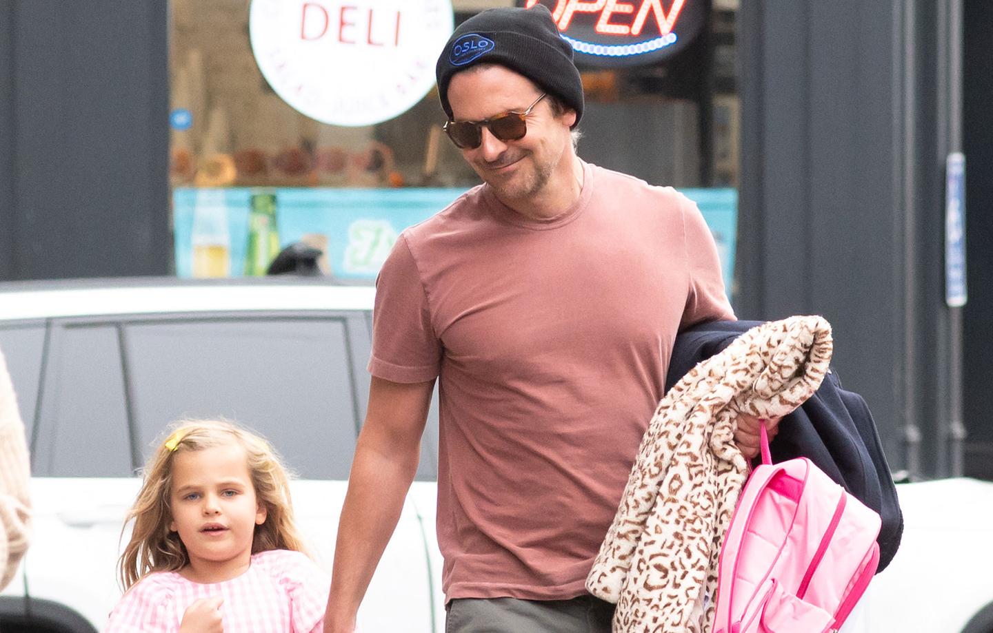 Bradley Cooper Takes Stroll With Daughter Lea Cooper In Nyc Photos