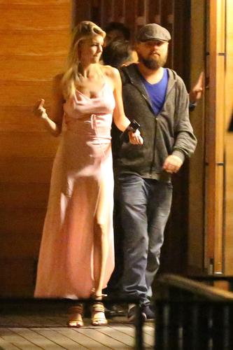 Leonardo dicaprio kelly rohrbach engaged 02