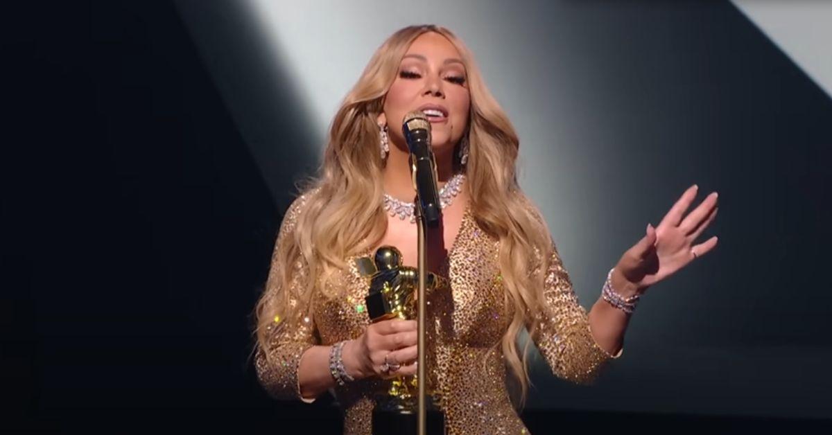 mariah carey playfully called out mtv while accepting her first vma