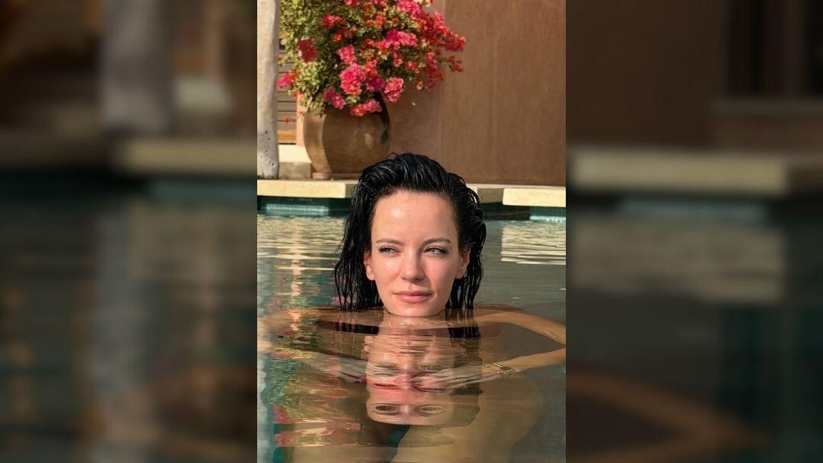 Photo of Lily Allen and David Harbour cut the price of their Brooklyn, N.Y., townhouse by $700,000 earlier this month. 