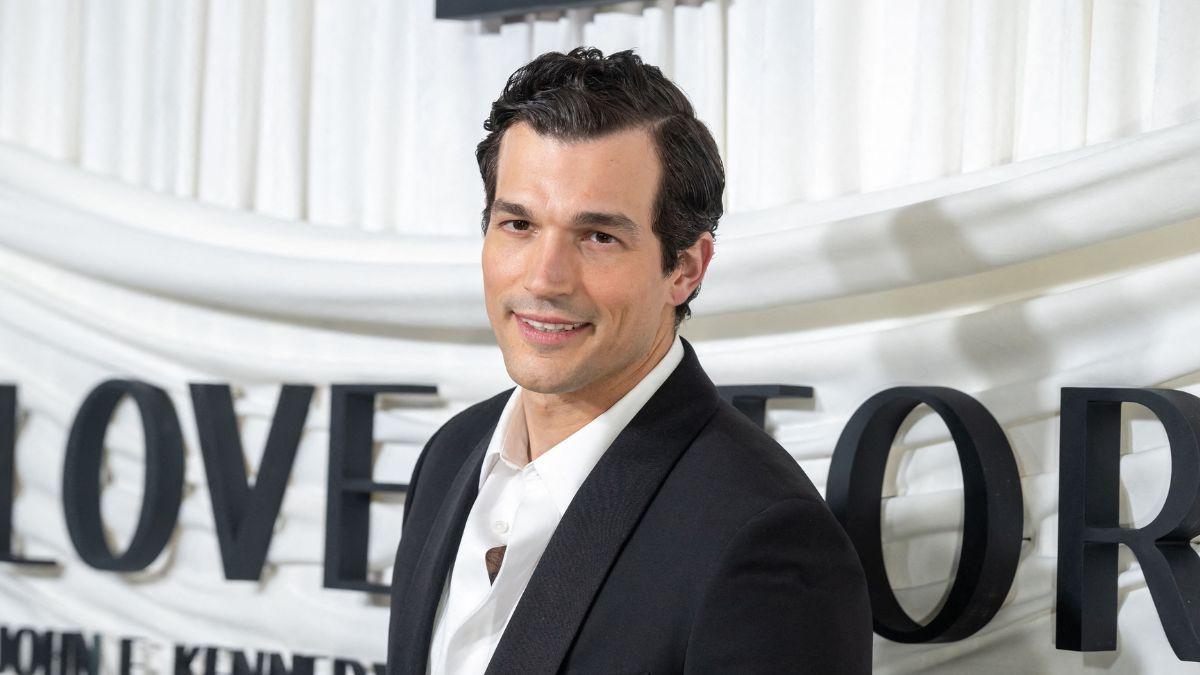 paul anthony kelly love story john f kennedy jr actor