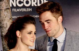 Robert pattinson kristen stewart teaser_319x206.jpg