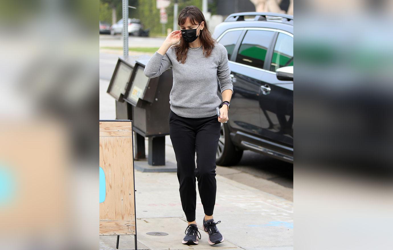 jennifer garner rocks a casual look while out in la amid speculation that she is engaged to boyfriend john miller