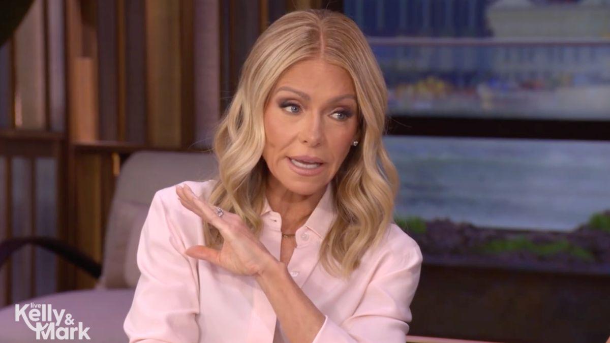 Photo of Kelly Ripa.