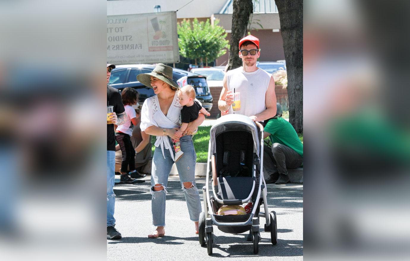 Hilary Duff At Farmer's Market