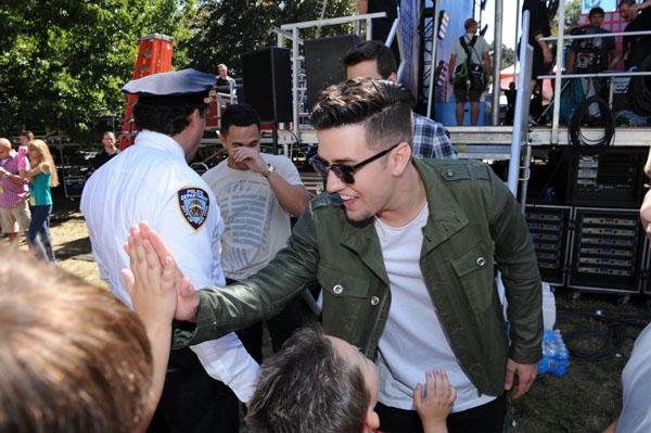 MMS ONLY: Nickelodeon&#8217;s 10th Annual Worldwide Day of Play &#8211; Big Time Rush Backstage for OK Magazine