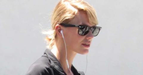 Taylor Swift keeps a low profile at leaving her gym
