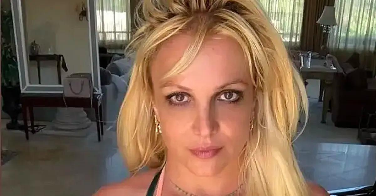 Britney Spears' boobs completely spill out of her tight red dress at X  Factor auditions - OK! Magazine