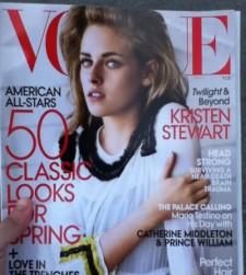 2011__01__kristen_stewart_vogue_jan14newsnea 225×300.jpg