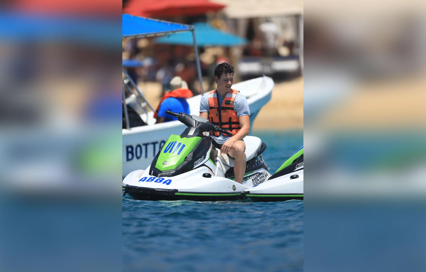 shawn mendes jetskiing