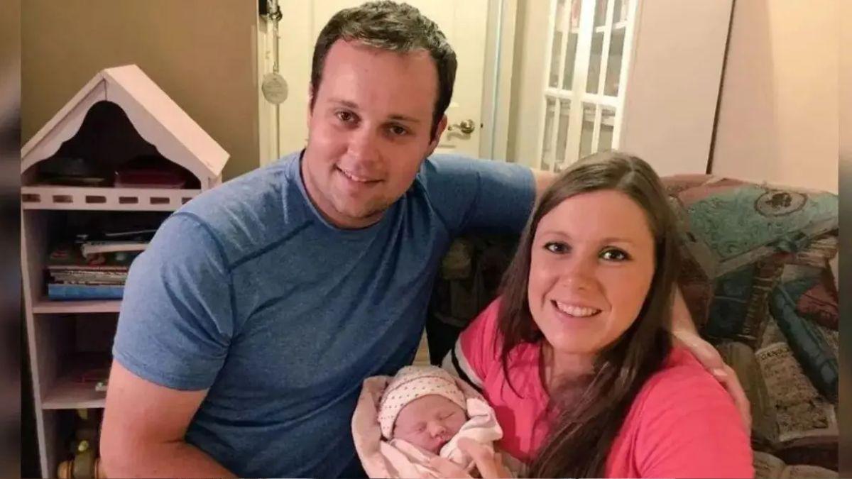 image of Anna Duggar has stood by her husband.