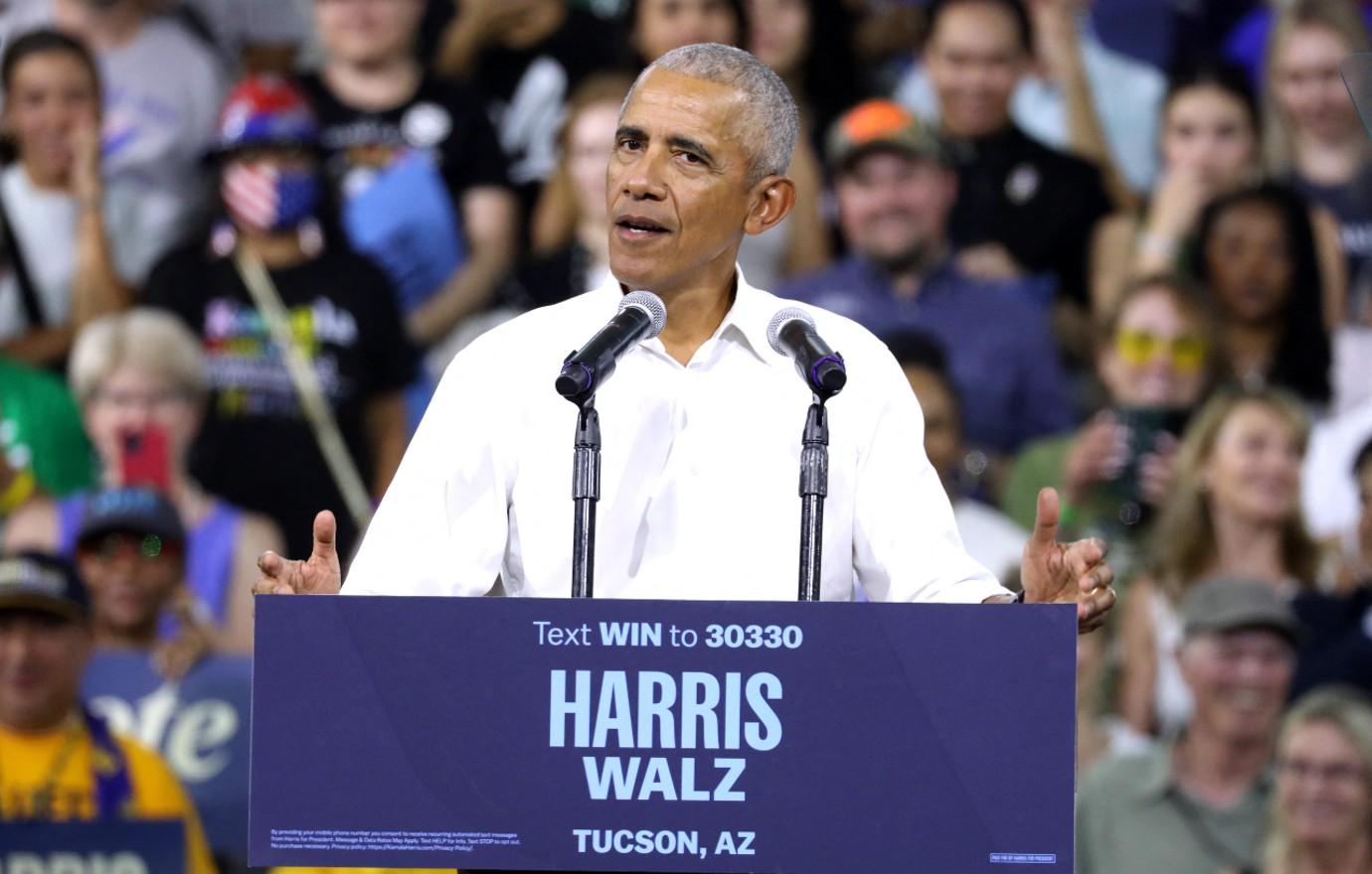 donald trump calls obama old exhausted raps eminem kamala harris rally