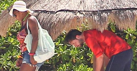 *EXCLUSIVE* Pregnant Serena Williams and Alexis Ohanian enjoy a beach day! **WEB MUST CALL FOR PRICING**