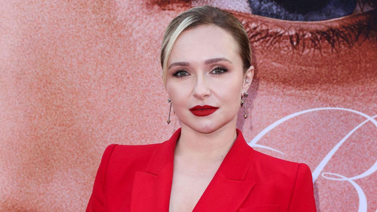 image of Dean Piper argued that the timeline does not match Hayden Panettiere's account.