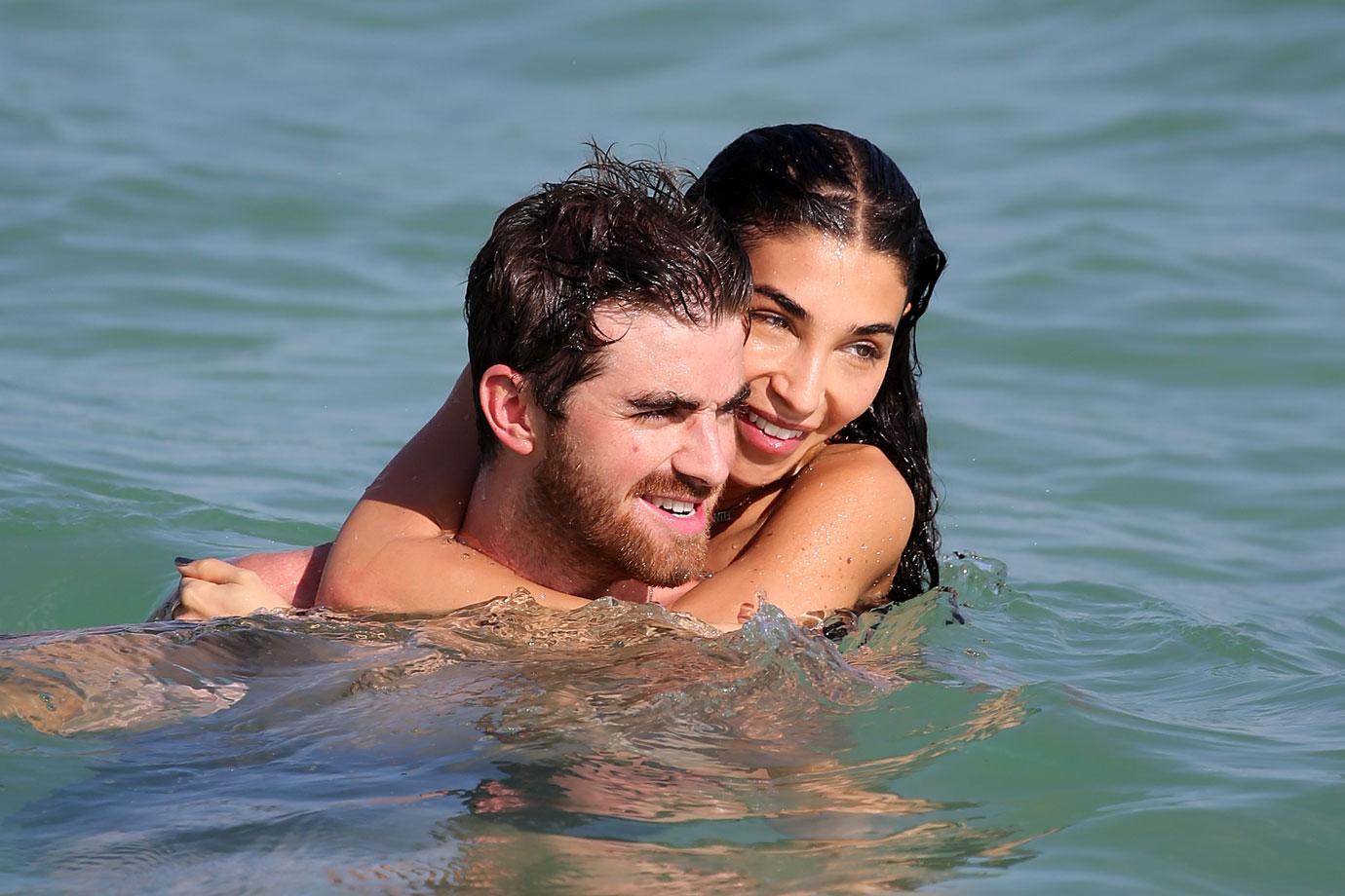 Chantel Jeffries Bikini PDA Loses Top