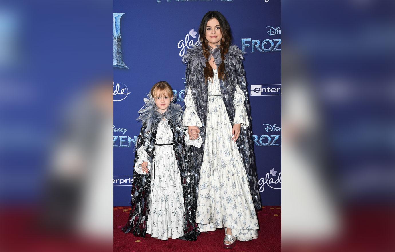 Selena Gomez And Her Sister Gracie Frozen 2 LA Premiere