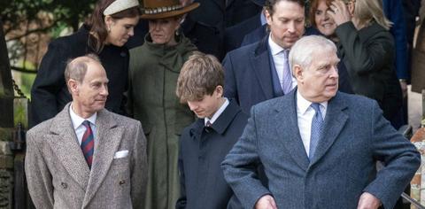 royal family united image crumbles after queen elizabeth death