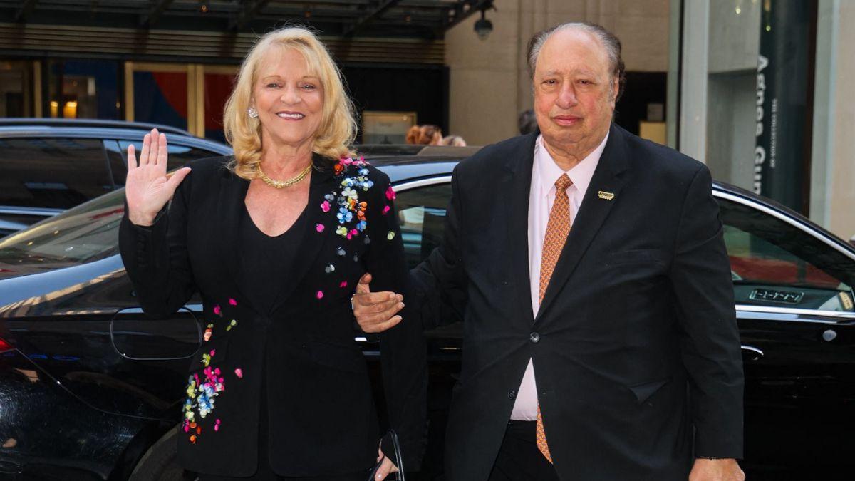 image of margo and John Catsimatidis