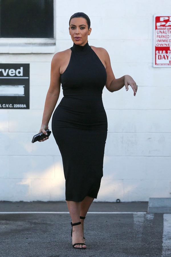 Kim kardashian pregnancy3