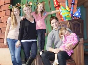 2010__12__Garth_Facinelli_Dec291 300×222.jpg