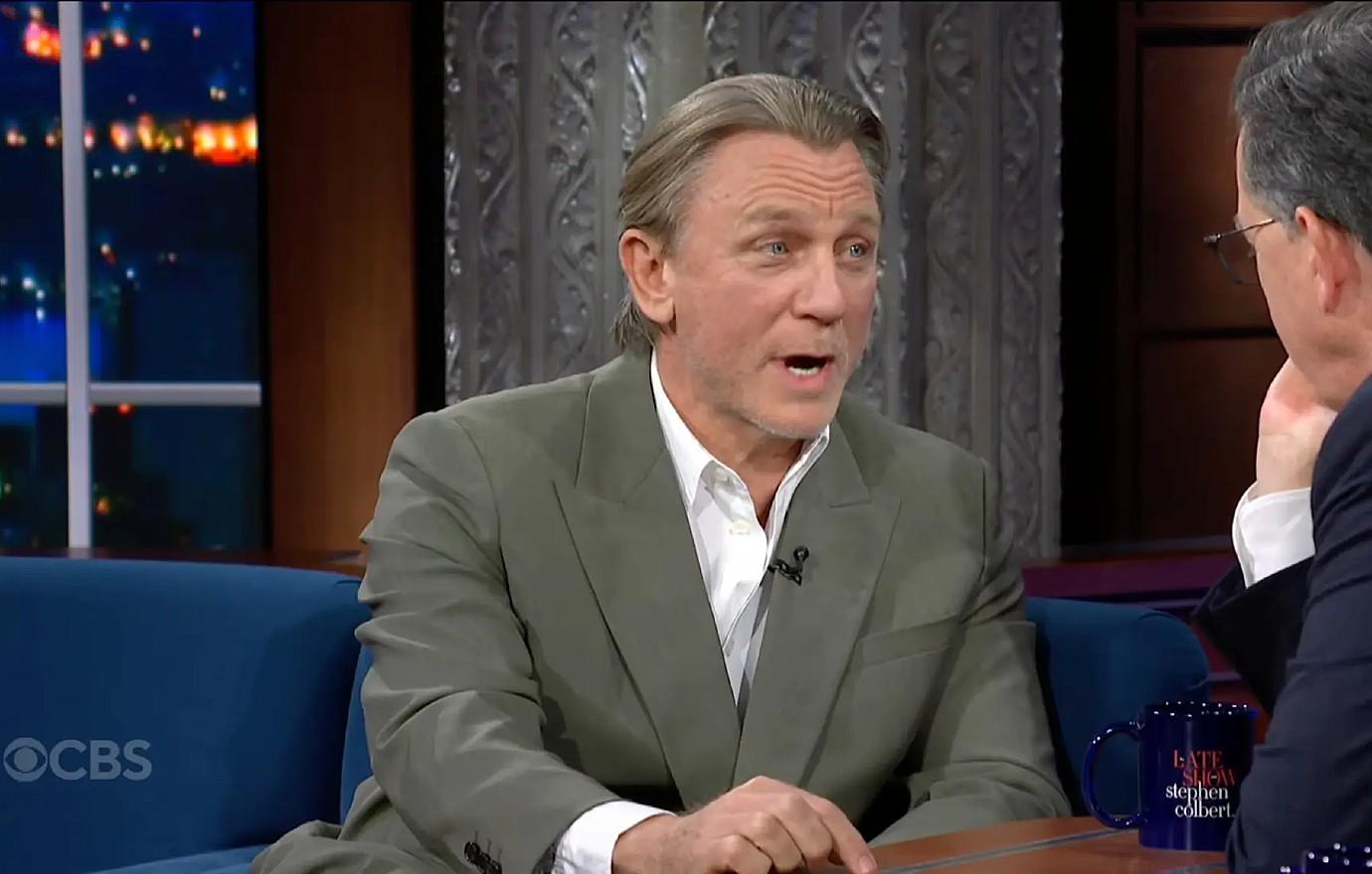 daniel craig calls out stephen colbert over name cbs