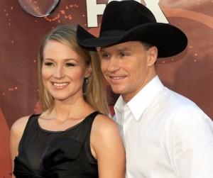 2011__01__Jewel_Jan11 300×251.jpg