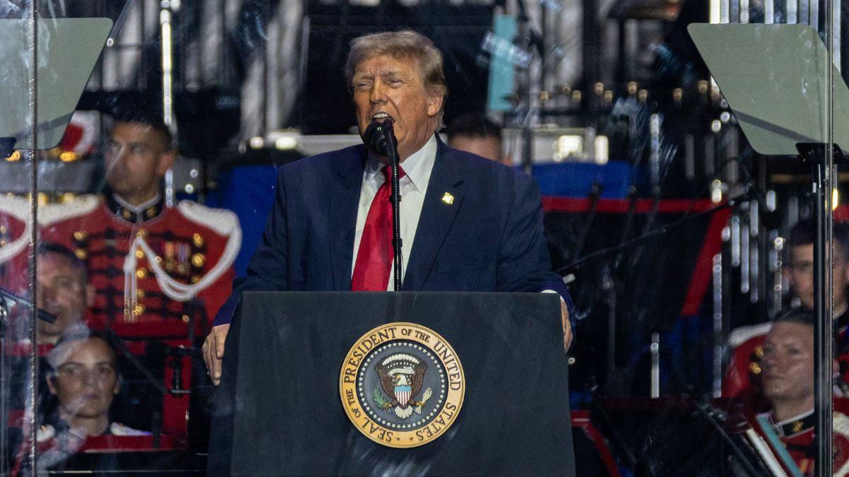Image of Donald Trump praised Theodore Roosevelt during the library dedication ceremony.