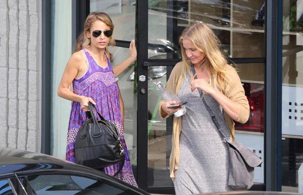 Cameron Diaz & Nicole Richie Date Photos Harlow Nail Salon