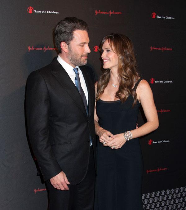 Jennifer garner ben affleck selling home pregnant back together