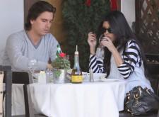 2009__12__kourtney_kard_003_wenn 225×165.jpg