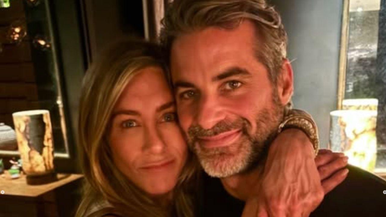 Photo of Jennifer Aniston and Jim Curtis