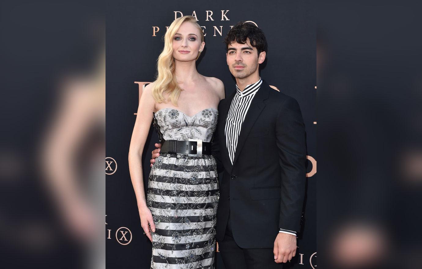 Sophie Turner Has Bachelorette In Spain Ahead Of Wedding To Joe Jonas(02)