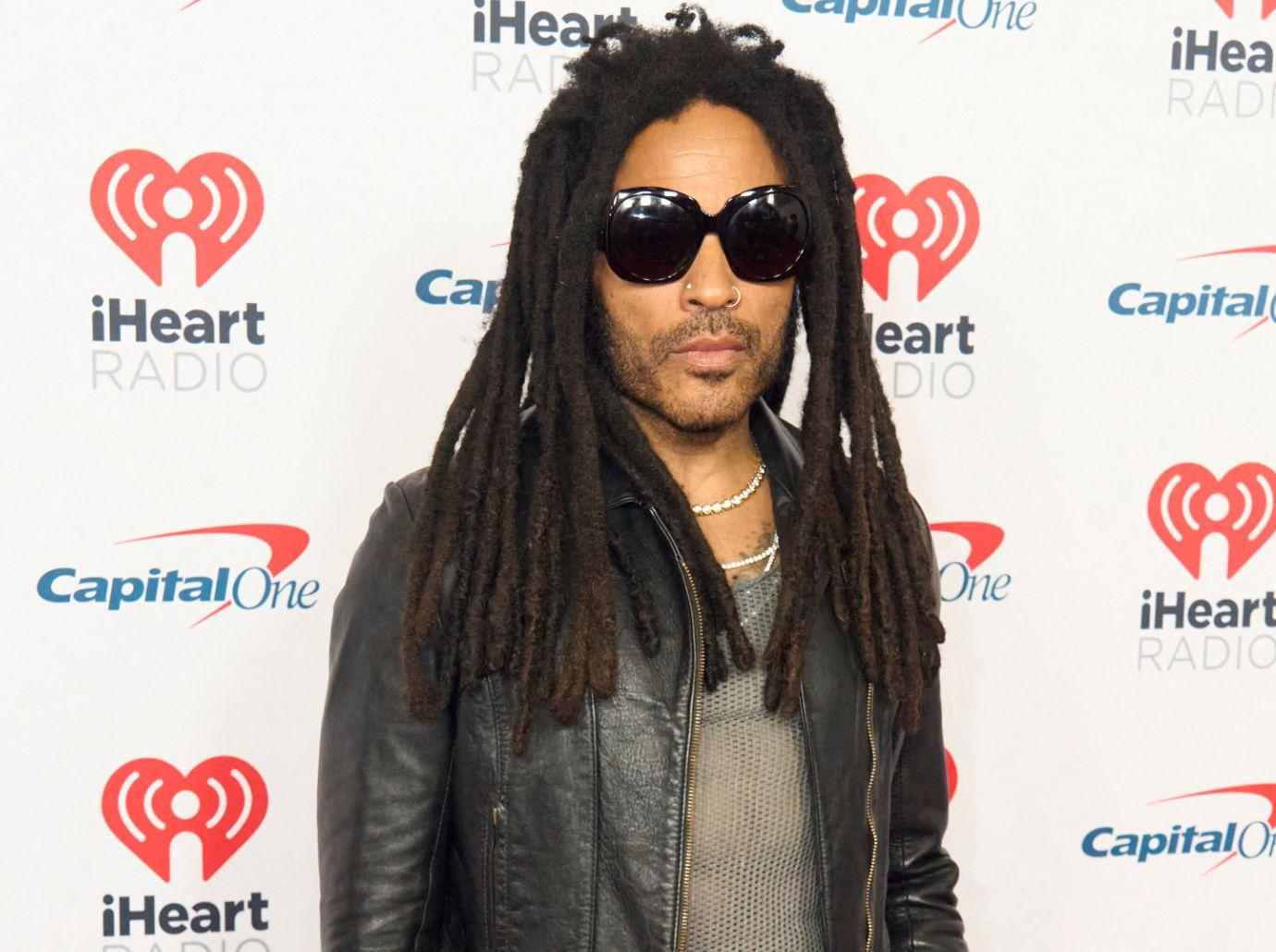 lenny kravitz defends wearing leather pants work out gym