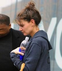 2010__12__FP_6317205_HolmesKatie_Gym_AAR_121910 218×300.jpg