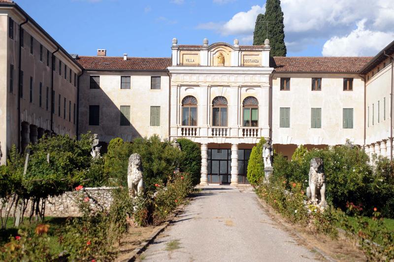 Brad Pitt and Angelina Jolie&#8217;s new mansion in Valpolicella, Italy