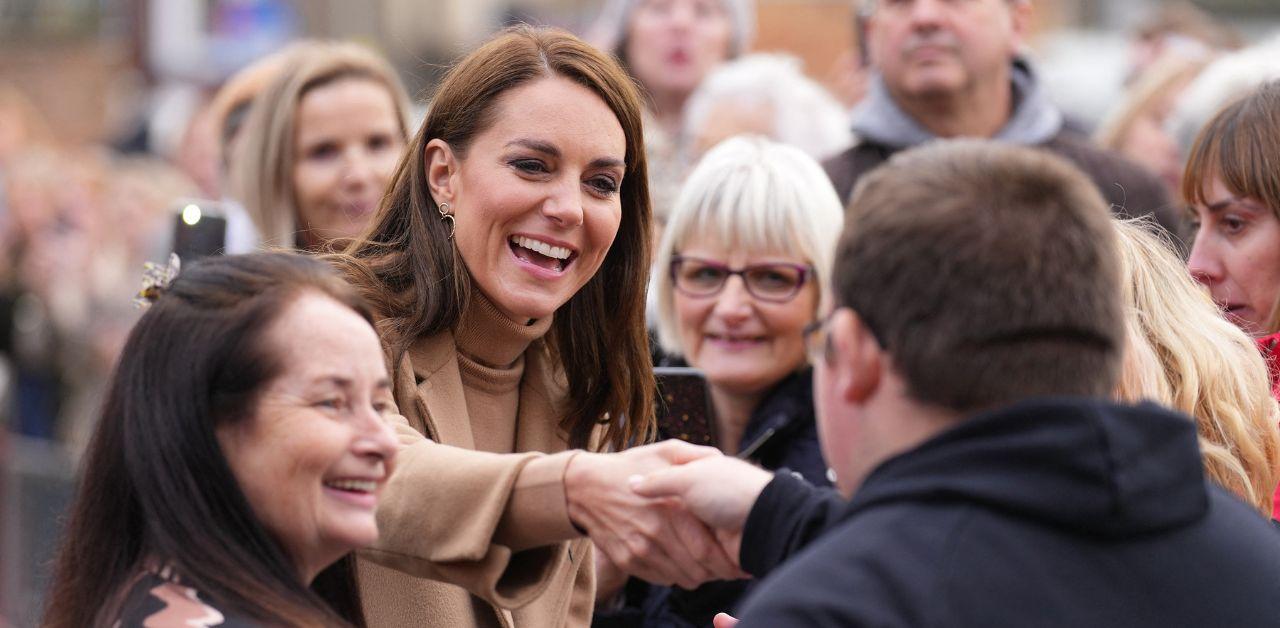 kate middleton concerned anxious queen camilla  balcony appearance