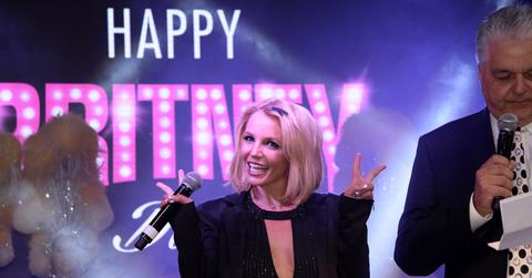 Britney Spears receives the key to the City of Las Vegas on 'Britney Spears Day'