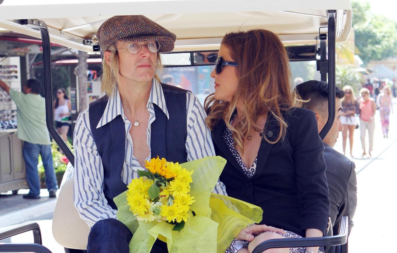 lisa marie presley handprint ceremony