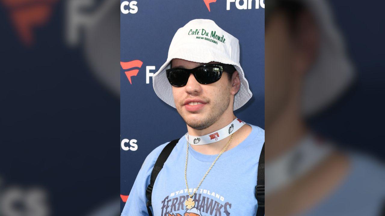 Photo of Pete Davidson made controversial comments.