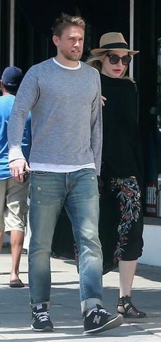 [PICS] Who Is Charlie Hunnam's Girlfriend Morgana McNelis?