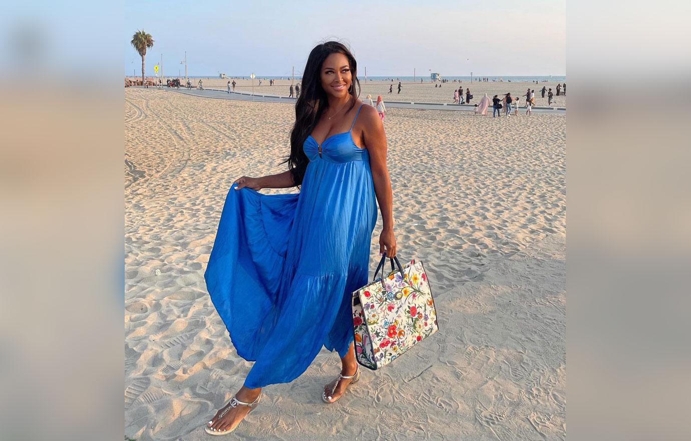 rhoa kenya moore spotted daughter brooklyn custody divorce battle marc daly