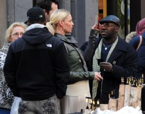 2011__02__katherine_heigl_17_Feb7_ 300×235.jpg