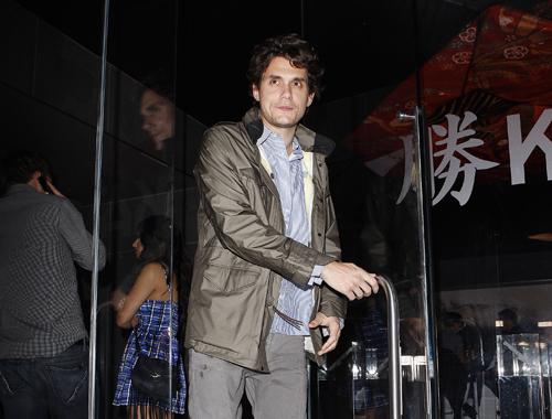 2009__08__mainjohnmayer820.jpg