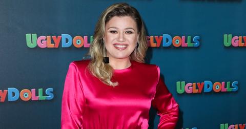kelly-clarkson-much-needed-boost-pp-1610496353412.jpg