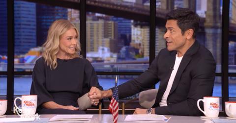 Photo of Kelly Ripa and Mark Consuelos.