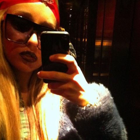 Tragic Details Emerge About Amanda Bynes' Mental Illness—Exhibiting