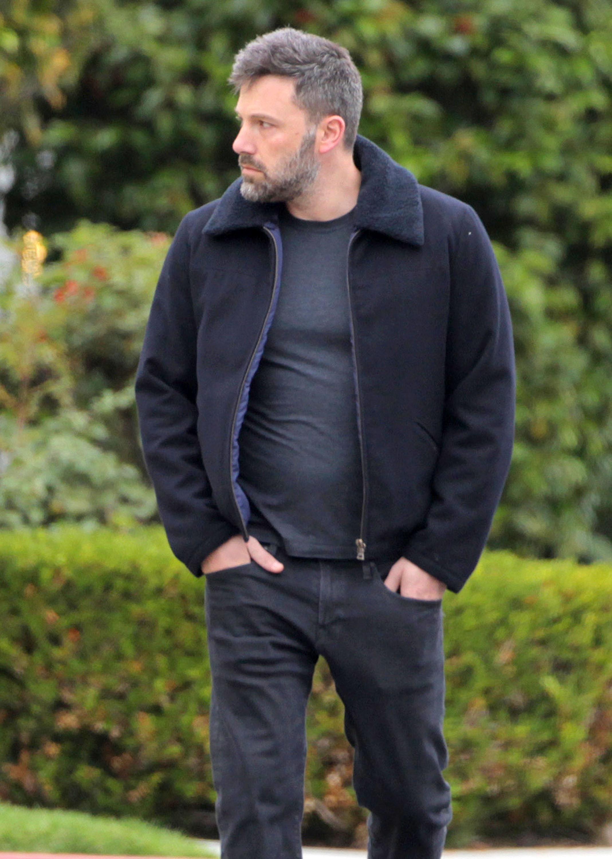 Ben Affleck Gets Coffee In Brentwood